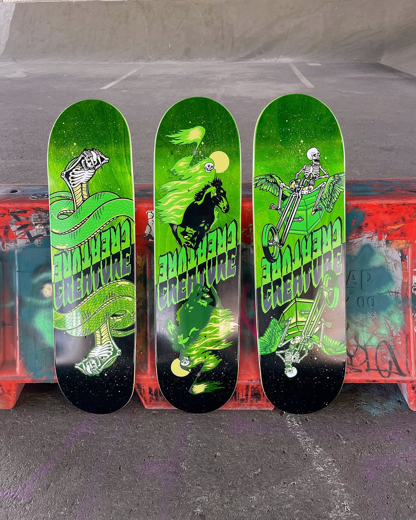 Creature - Tabla Fiend Twins 7 Ply Birch 8.40x32.05 | Lo Mejor del