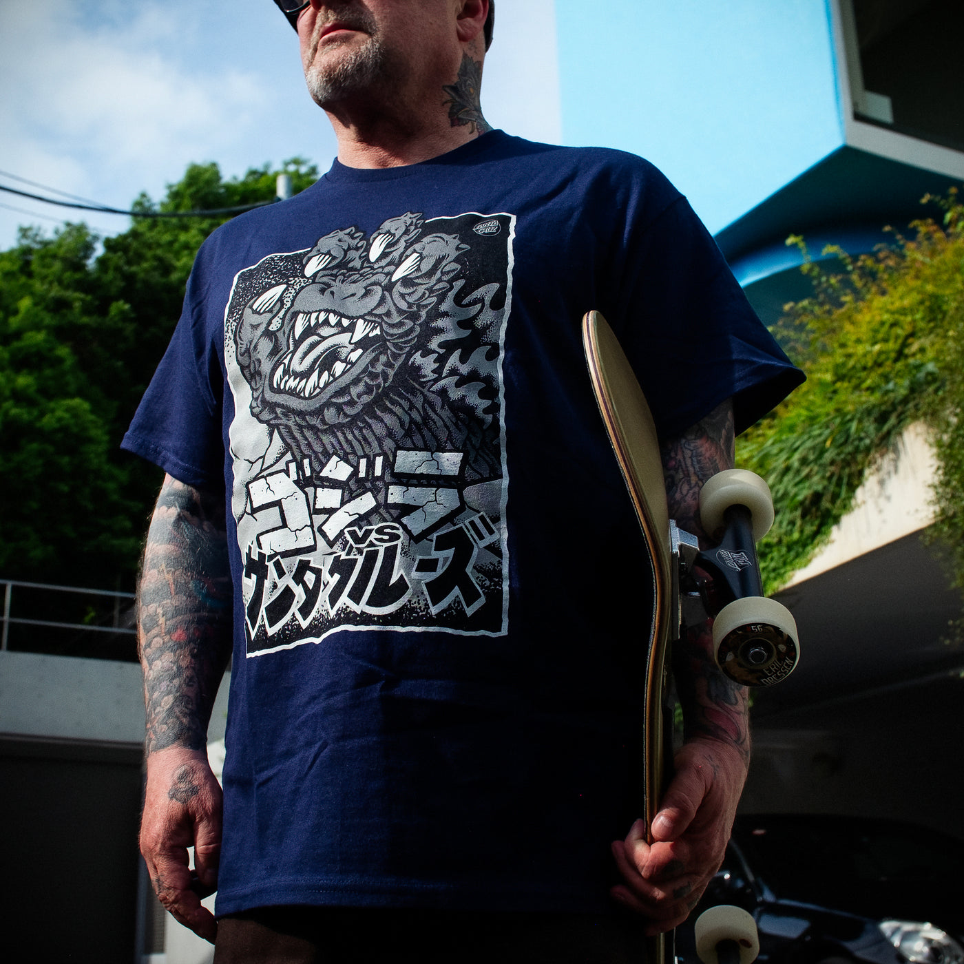 Santa Cruz - Polera Godzilla Hand Front Navy - Lo Mejor De Santa Cruz - Solo Por $29990! Compra Ahora En Wallride Skateshop