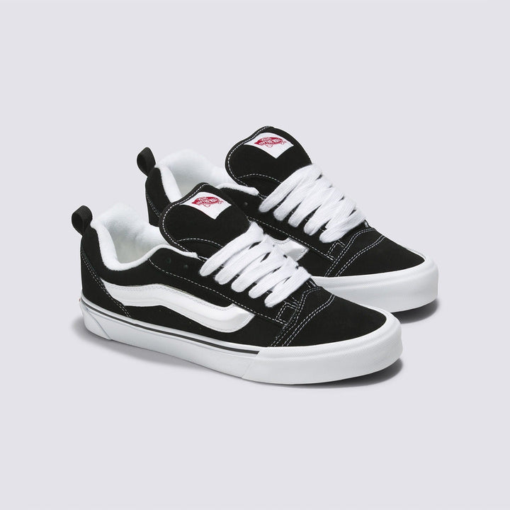 Vans - Knu Skool Black/True White | Lo Mejor del 2024 en Wallride