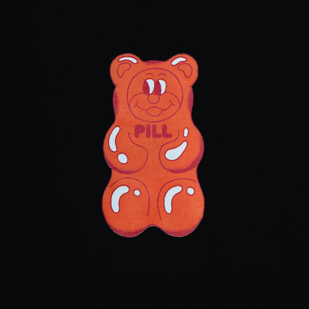 Pill - Poleron Polo Gummy Bear Black - Lo Mejor De The Pill Company - Solo Por $32990! Compra Ahora En Wallride Skateshop