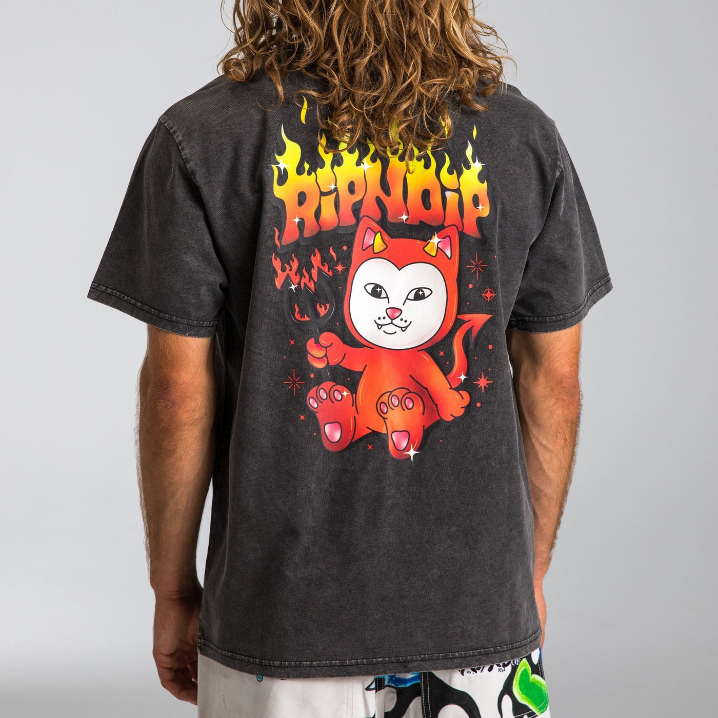 Rip N Dip - Polera Scary Cute Black Wash - Lo Mejor De Rip n Dip - Solo Por $32990! Compra Ahora En Wallride Skateshop