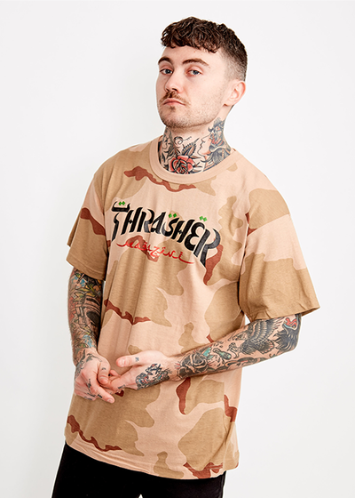 Thrasher - Polera Calligraphy Desert Camo - Lo Mejor De Thrasher - Solo Por $20243! Compra Ahora En Wallride Skateshop