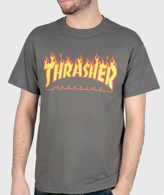 Thrasher - Polera Flame Logo Charcoal - Lo Mejor De Thrasher - Solo Por $24990! Compra Ahora En Wallride Skateshop